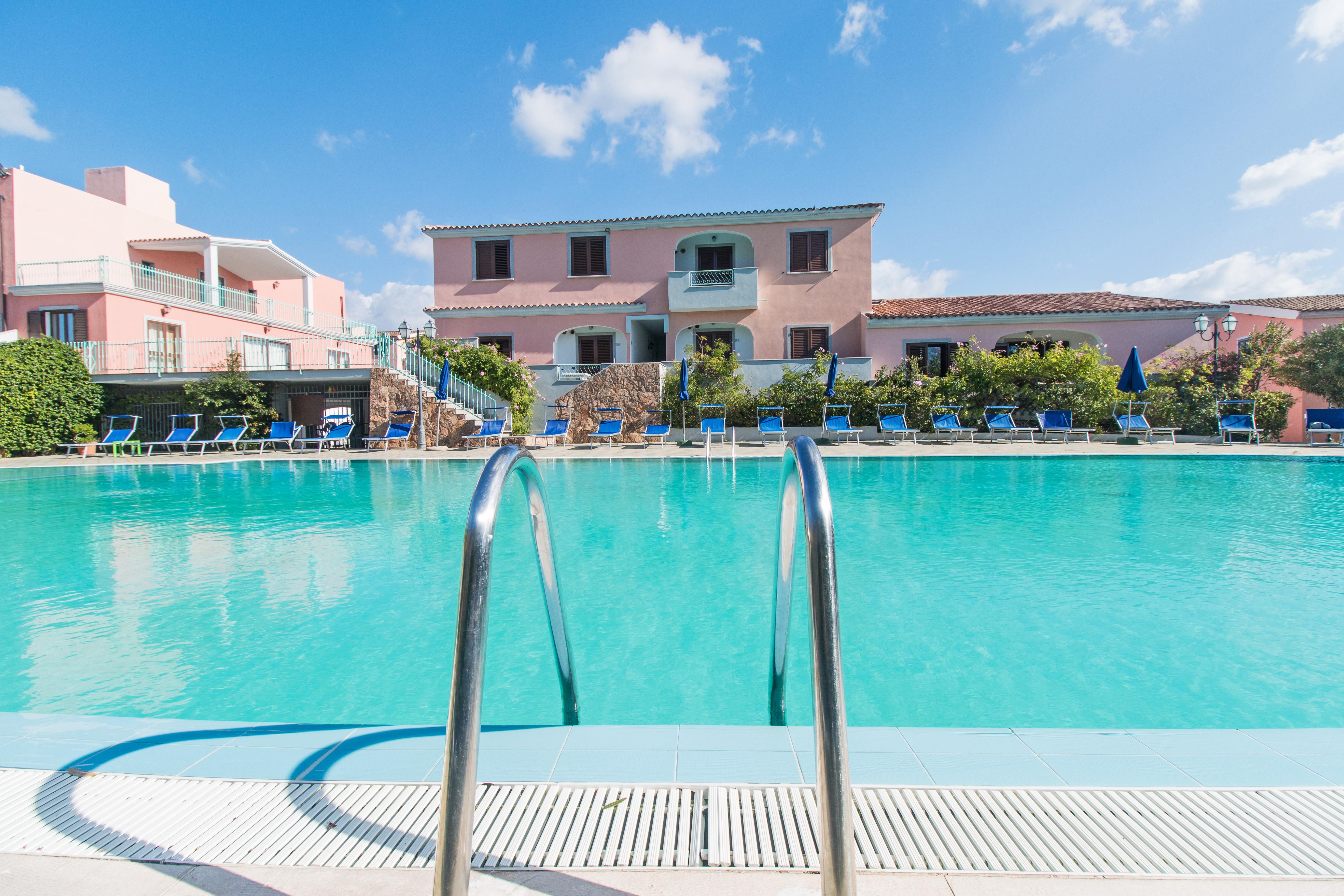 Albergo Residenziale Gli Ontani Cala Liberotto Buitenkant foto